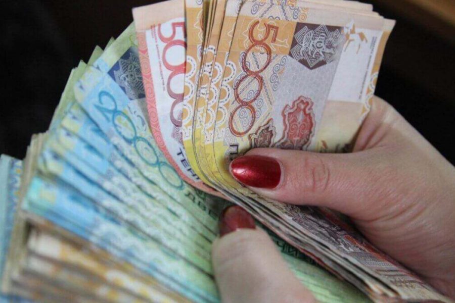 Каждый третий казахстанец работает вне пенсионной системы — в тени